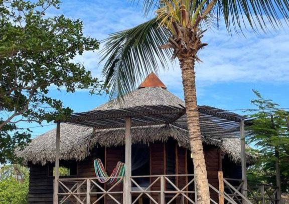 Atins Chalet De Esquí | Atins Beach Chalés