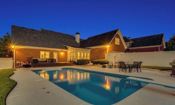 Conyers Casa | ATL Stunning 5 BDR, PISCINA, Capacidad 14