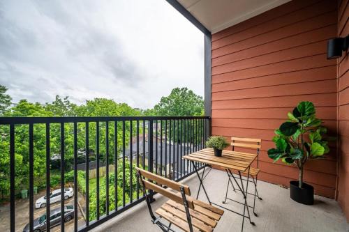 Old Fourth Ward Casa | ATL Downtown New-Built Roof-top balcony City View 525Pkwy
