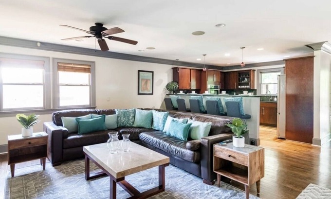 Church Street Casa | Atlanta Forest Sanctuary by RedAwning
