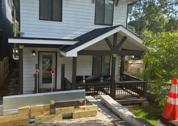 Summerhill Casa | Atlanta Unit 2 Room 3 - Atlanta Bests Kept Secret Private Bedroom & Bathroom