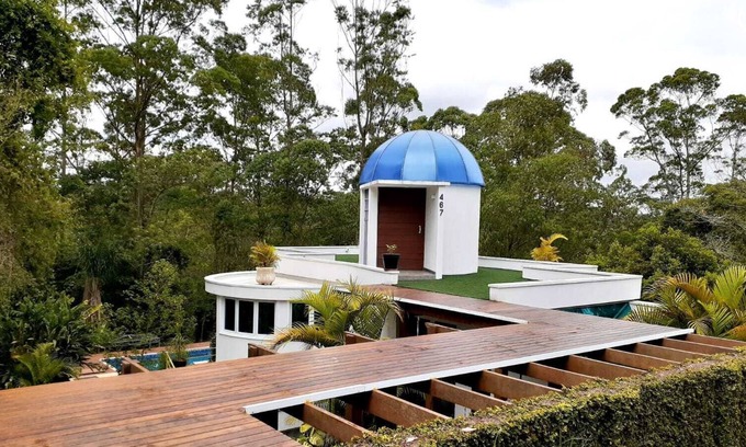 Vargem Grande Paulista Cabaña | Atlantic Forest preserved. Mediterranean style house.