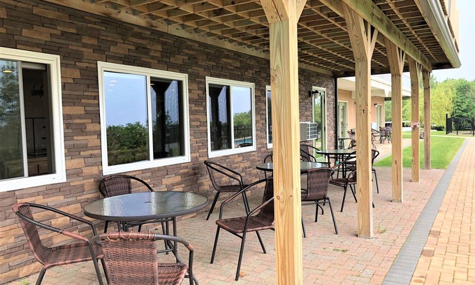Bar Harbor Hotel | Atlantic Eyrie Lodge