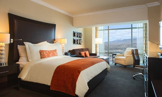 Reno/Tahoe Airport Hotel | Atlantis Casino Resort and Spa
