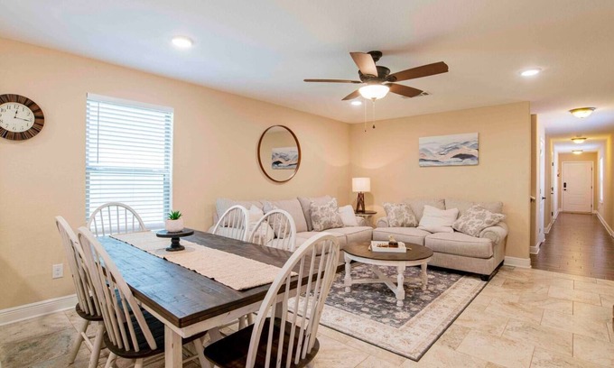 Florida Panhandle Casa | Atlas Home~peaceful~roomy~Milton Fl