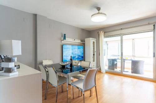 Almeria Apartamento | ATP La Goleta a 5 minutos de la Playa, Piscina, Frente a Recinto Ferial y Parking Privado Gratis!