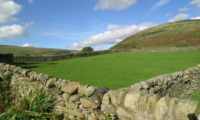 Worton Cabaña | Attached farm house sleeping 11/12 in peaceful Swaledale between the villages of Muker and Thwaite.