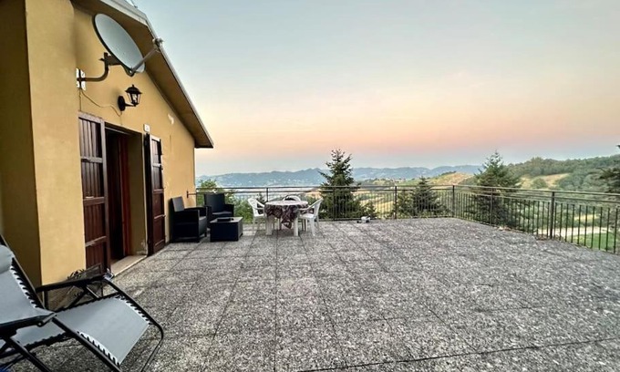Pavullo nel Frignano Apartamento | Attico terrazzo e Idromassaggio