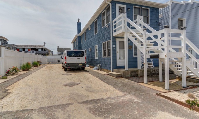 Ortley Beach Apartamento | Attractive Apartment Second Property from Beach- 2nd Floor