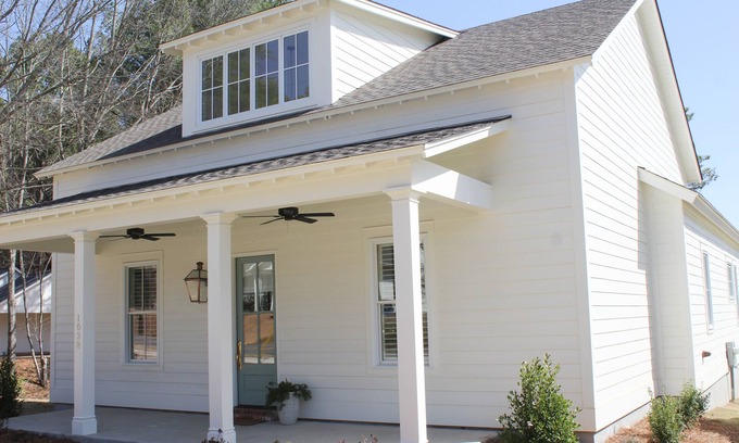Oxford Cabaña | Attractive get away at The Lamar minutes from the Square