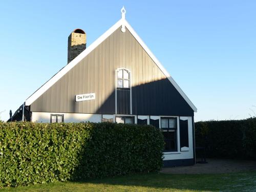 Oosterend Casa | Attractive Home in Frisian