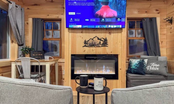 Berlin Casa | ATV/hiking/biking cozy getaway!