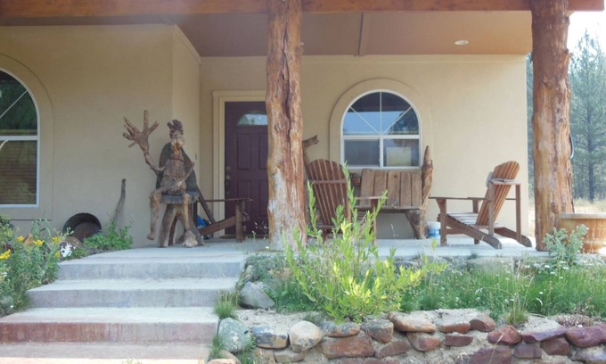 Placerville Cabina | ATV/Snowmobiler's Paradise - Ride Out from the Cabin for Miles on End!