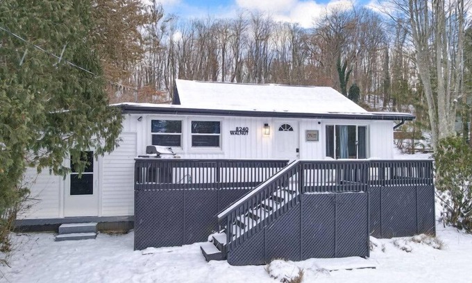 Sherrodsville Casa | Atwood Breeze: Tranquil Lake Escape