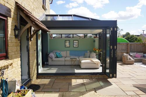 Atworth Casa | Atworth Haven: 4-Bed Home with Garden