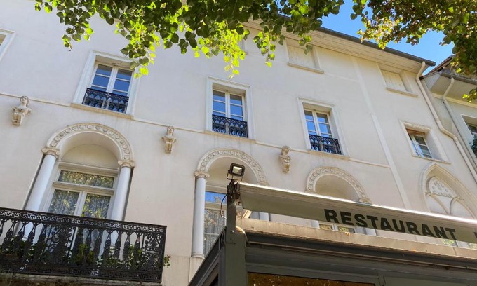 Bagneres-de-Luchon Apartamento | AU 47 ALLÉES D'ETIGNY - CENTRAL & STANDING - avec parking - Linge de lit et de toilette inclus