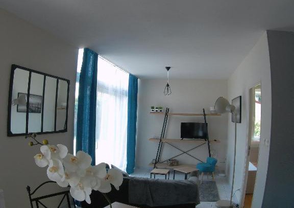 Parvillers-le-Quesnoy Apartamento | Au bonheur des Anes - Gîte Idylle