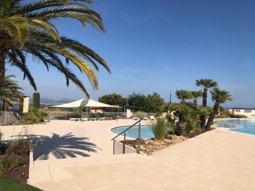 La Rouviere Casa | Au Domaine Du Golf YourHostHelper