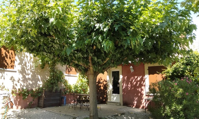 Gargas Casa | Au Milieu des Vignobles, Près de Plusieurs Sites Classés et Chemins de Randonnée