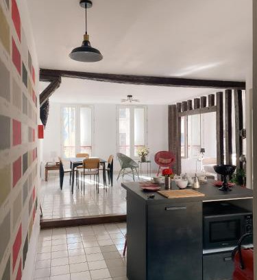 Provins Apartamento | Au nom de la rose, beau 3 pièces en centre-ville
