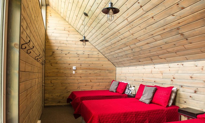Lac-Bouchette Cabina | Auberge Eva