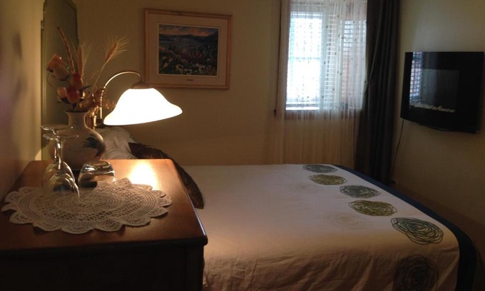 L'Anse-Saint-Jean Hotel | Auberge La Fjordelaise & la Rosalie