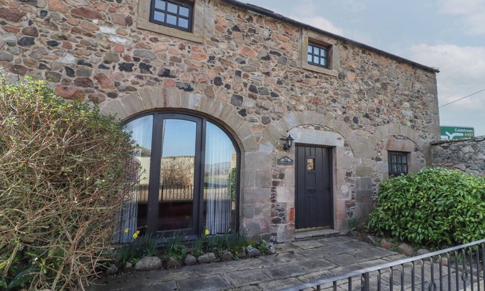Akeld Casa | AUBRETIA TRAIL, family friendly in Wooler