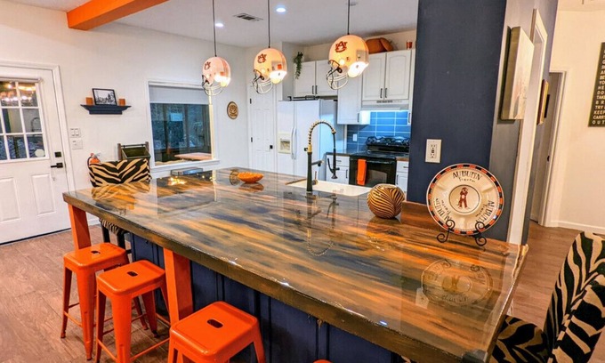 Lee County Casa | Auburn Tiger Alumni Retreat on 20 acres