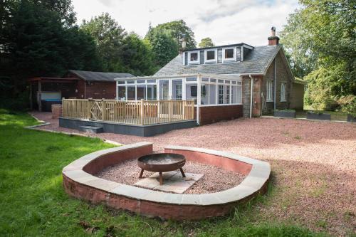 Arden Casa | Auchendennan Farm Self Catering Cottages