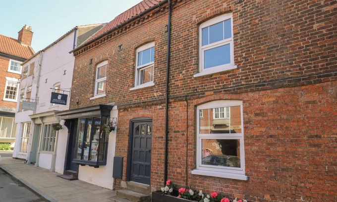 Caistor Cabaña | AUDLEBY, family friendly, character holiday cottage in Caistor