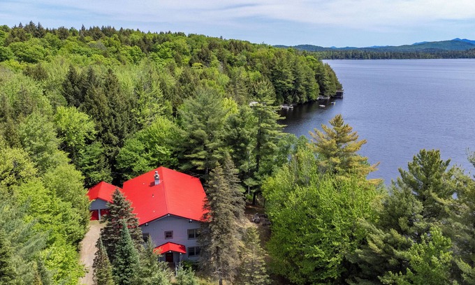 Saranac Lake Casa | Audubon House on Upper Saranac Lake- Perfect Lakeside Retreat!