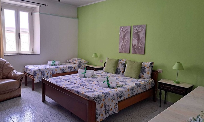 San Giovanni Suergiu Casa | Aunt Joan's