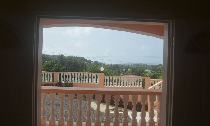 Vieux Fort Casa | Aupic Paradise