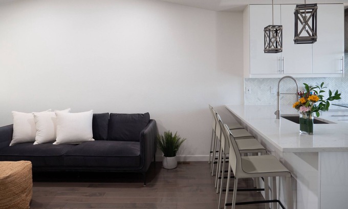Centennial Casa | Aurora Designer Home 4Bd.3Bath/Pet Friendly