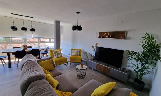 Ávila Casa | Aurora
