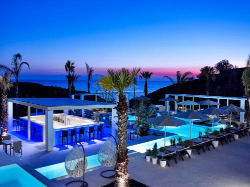 Imerovigli Hotel | Aurora Santorini
