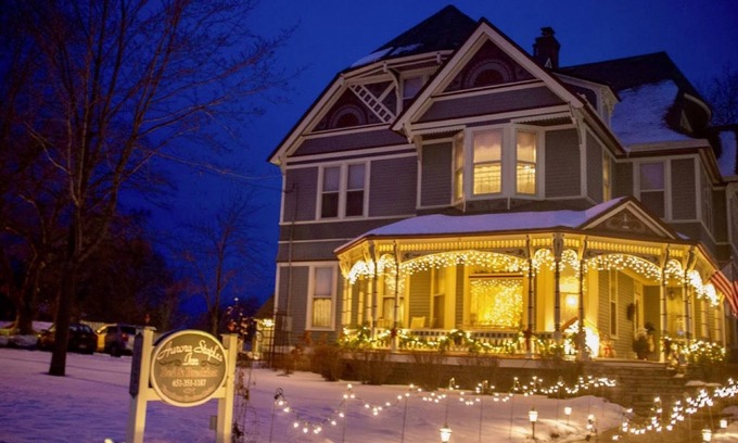 Stillwater Casa | Aurora Staples Inn