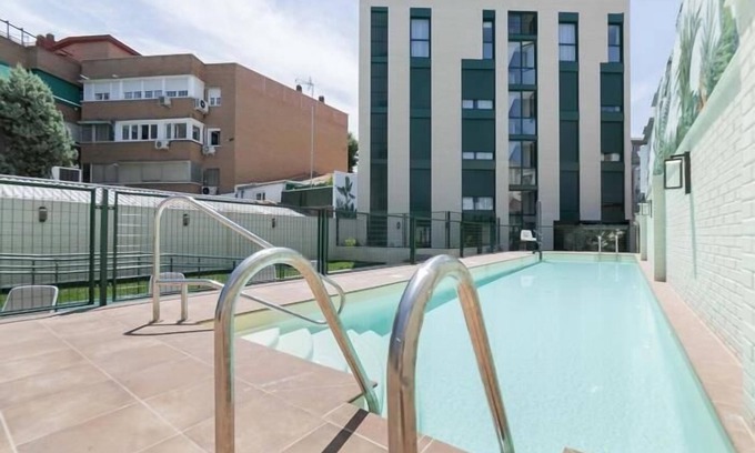 Carabanchel Apartamento | Aurora Stays by Charming VII, Apartamento para 4, parking gratis