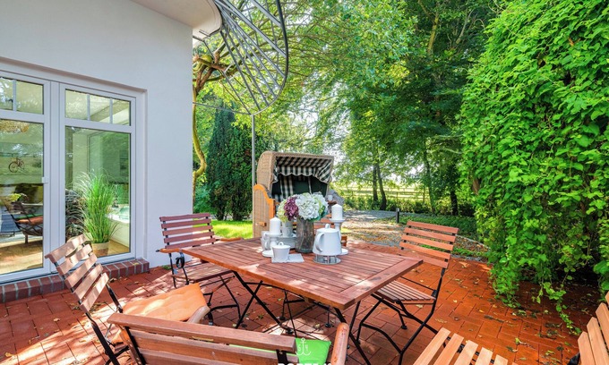 Hedwigenkoog Apartamento | Auster- Exklusive Einrichtung auf 120 m² mit Terrasse und Strandkorb