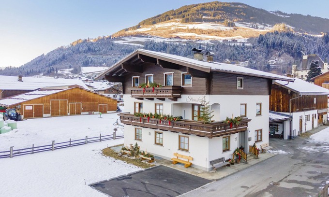 Stuhlfelden Apartamento | Austrian holiday home with central location