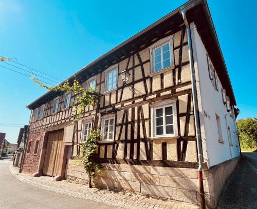 Dierbach Casa | Auszeit - Historisches Ferienhaus in der Südpfalz