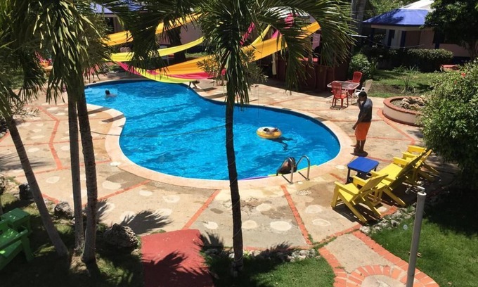Guayacanes Villa | Autentica Villa con piscina privada en Playa Juan Dolio.