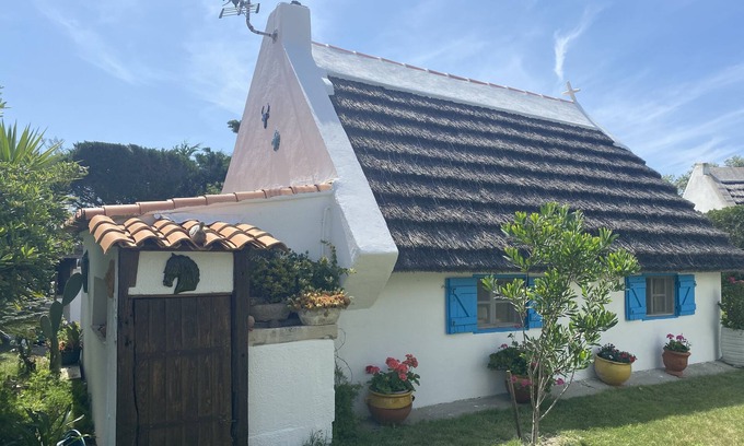 Saintes-Maries-de-la-Mer Casa | CASA DE GUARDIA AUTÉNTICA EN EL CORAZÓN DE LA CAMARGA CON PISCINA