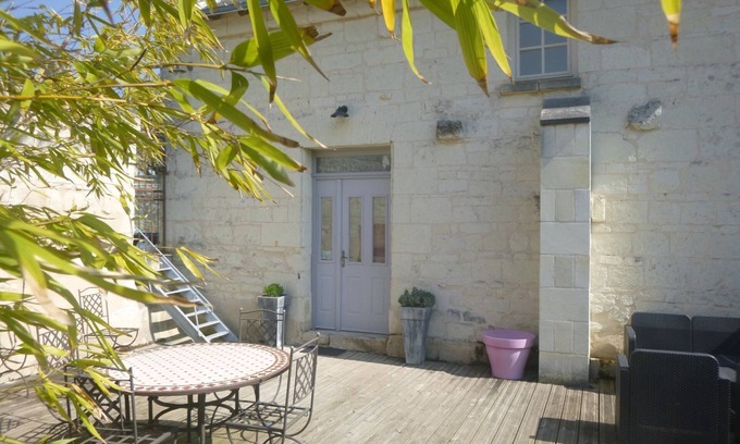 Les Ulmes Cabaña | Authentic 2-bedroom gite ideally located for visiting Anjou with the family.