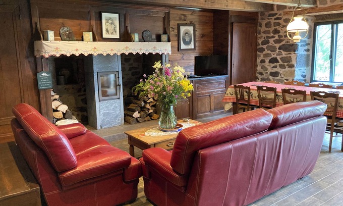 Jassat Casa | Authentic Auvergne house in the heart of Cezallier