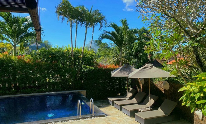 Berawa Villa | Auténtica villa de Bali con hermosas vistas al campo de arroz