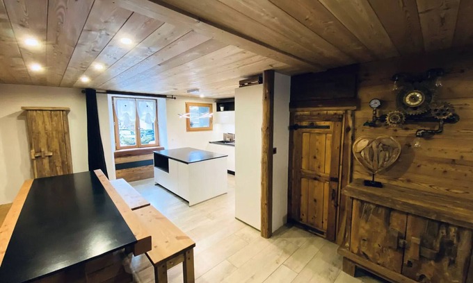 Bessans Villa | Authentic barn in the heart of a charming Savoyard village - 4 rooms 6 people