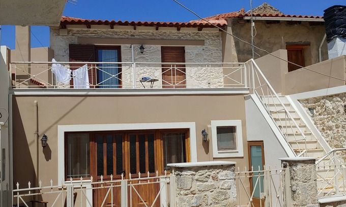 Venerato Casa | Authentic Cretan Village home center of island and 20 minute drive to Iraklion
