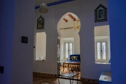 Souika Casa | Authentic Dual Terrace house