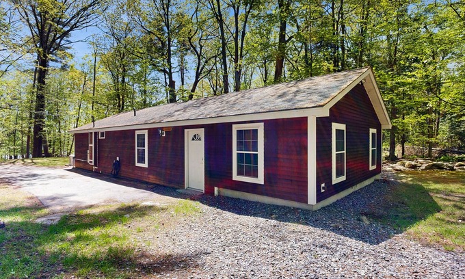 Moultonborough Casa | Authentic lake house near community beach, hikes, and ski resorts